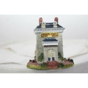 The Americana Collection Daily News Office and Plant AH43